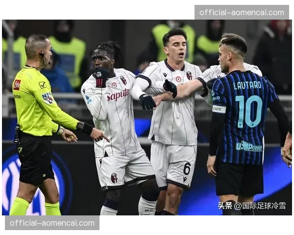 社论:针对裁判的极端言论,意甲是否需要出台更严处罚? 社论:针对裁判的极端言论,意甲是否需要出台更严处罚?