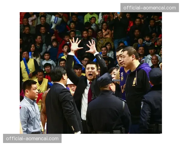 评论:VAR争议再起,保级关键战判罚标准是否统一? 评论:VAR争议再起,保级关键战判罚标准是否统一?